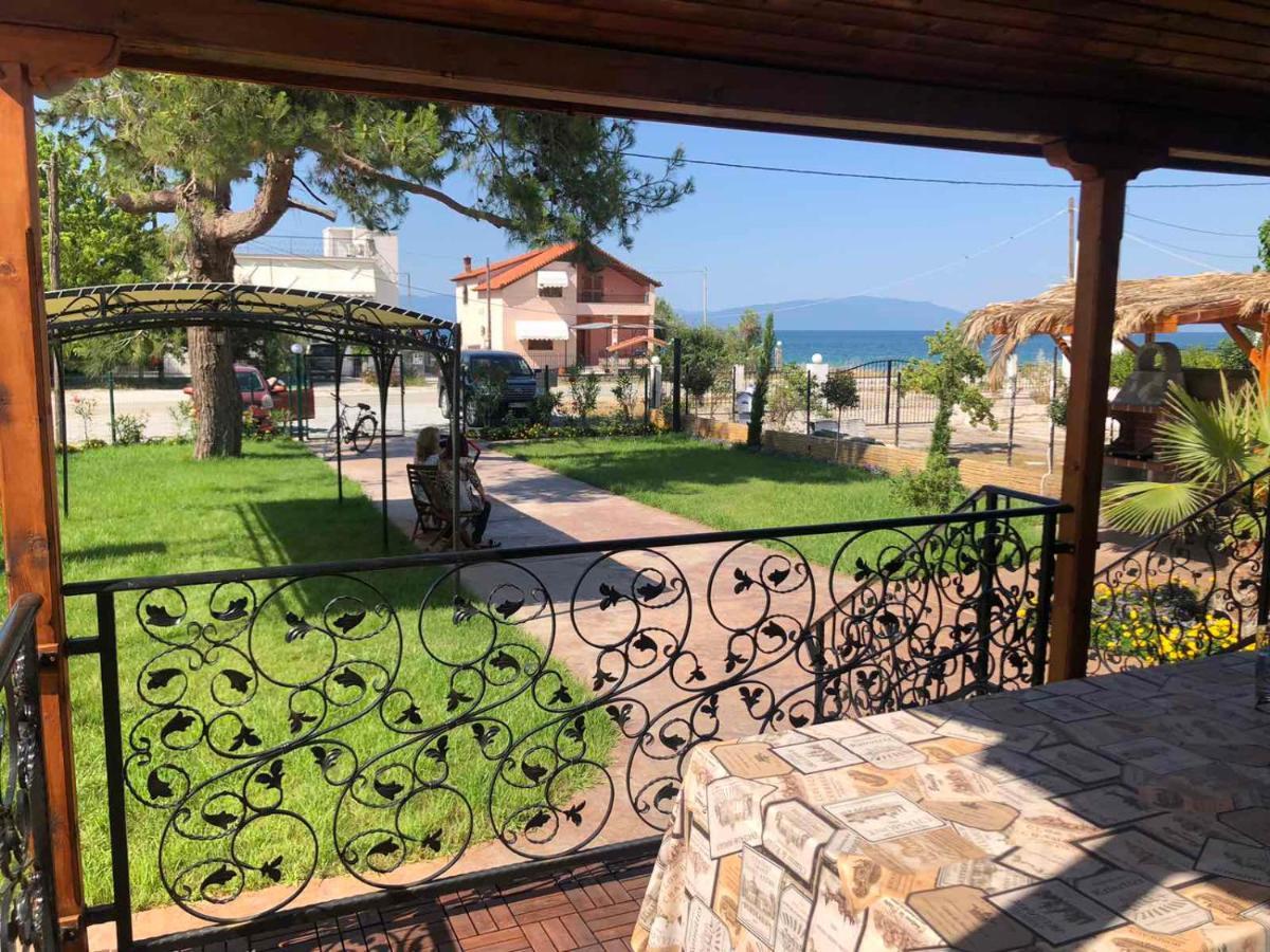 Guest House Costa 2 Karianí Zewnętrze zdjęcie